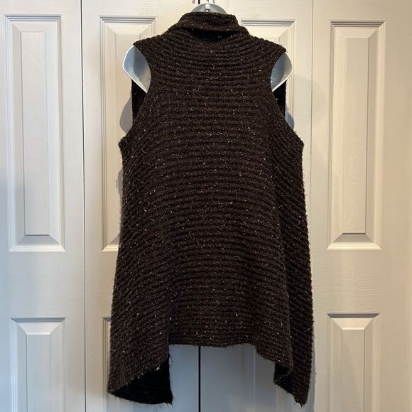 BCBGMAXAZRIA Brown Open Face Sweater Vest Size M/L - Picture 7 of 11